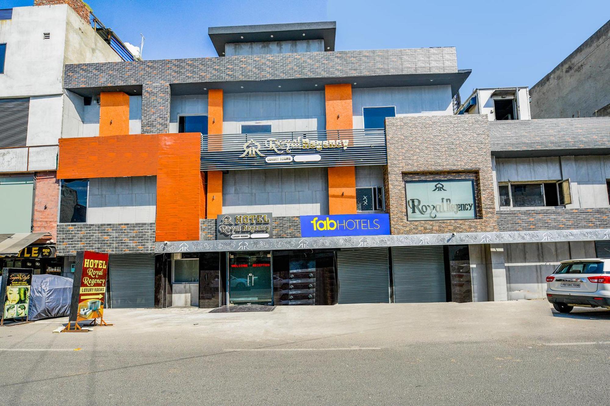 Fabhotel Royal Regency I Лудхиана Экстерьер фото