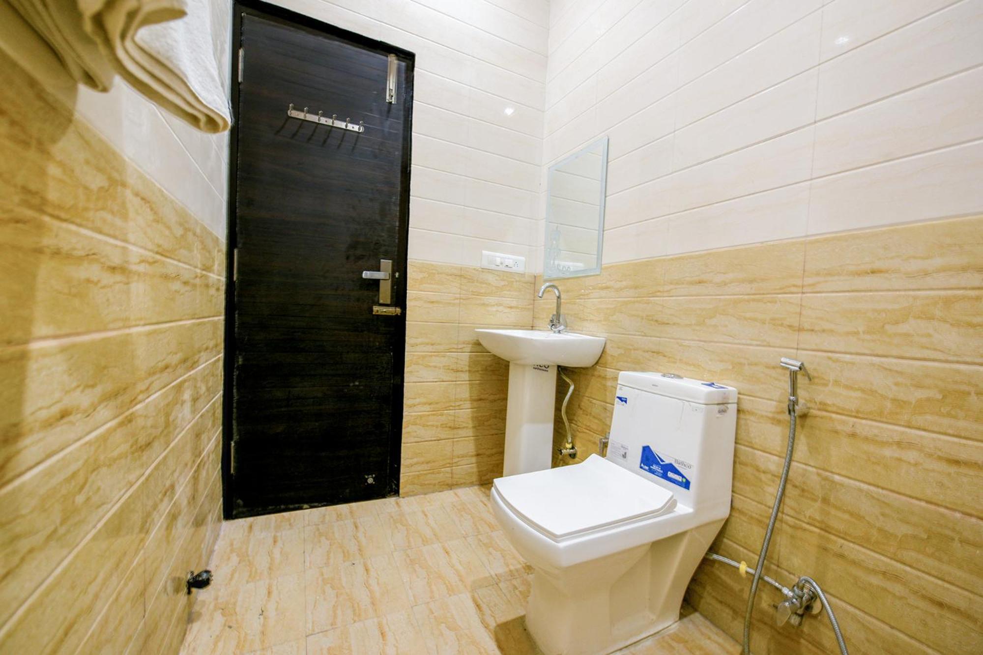 Fabhotel Royal Regency I Лудхиана Экстерьер фото