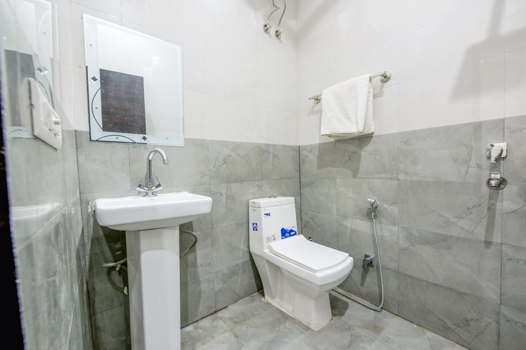 Fabhotel Royal Regency I Лудхиана Экстерьер фото